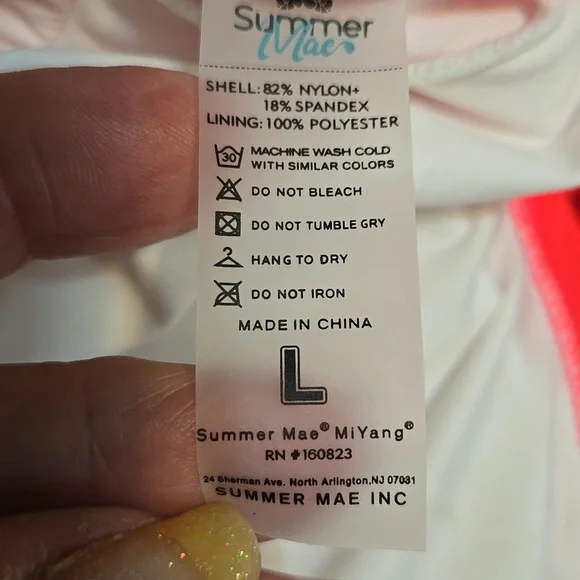 SummerMae Ruffled V-Neck Swimsuit in Bright Coral SIZE L NWT - Picture 5 of 5